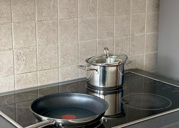 - Naehe Chio Aachen * 黑措根拉特